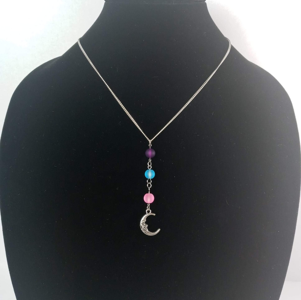 Moon necklace tri color frosted glass beads - Picture 2 of 4